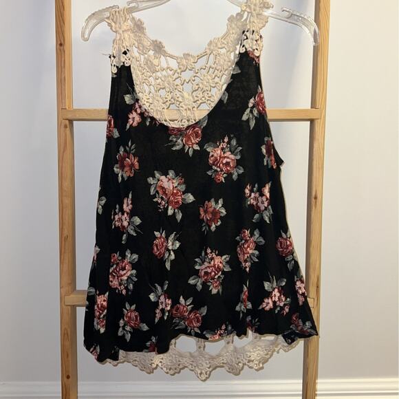 Full Tilt Tank - Picture 1 of 2